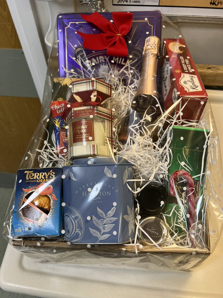 TownPamela's tweet image. It’s beginning to look a lot like Christmas on @AMUFGHNCA . The legend that is Margaret has been working really hard . Please pop by 🎁🎄 x