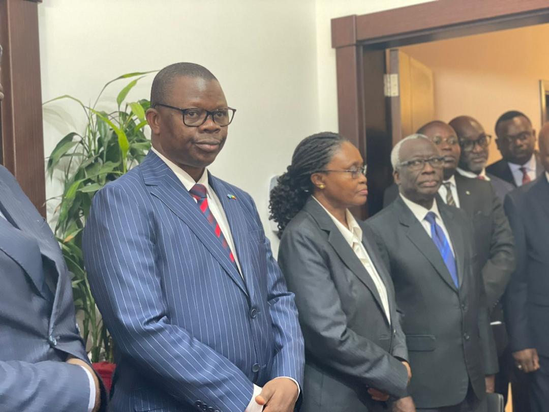 sodjinoudossou's tweet photo. Distinction de @MoetiTshidi au rang d'officier de l'ordre du mérite congolais par @MakossoAnatole premier ministre @GouvernementCG en présence @MokokiG @MSP_CG ce 5 décembre 2024: résultat d'un leadership à fort impact sur santé et bien-être en Afrique @DrTedros @PR_Congo @WHO https://t.co/DNq0q2Abet
