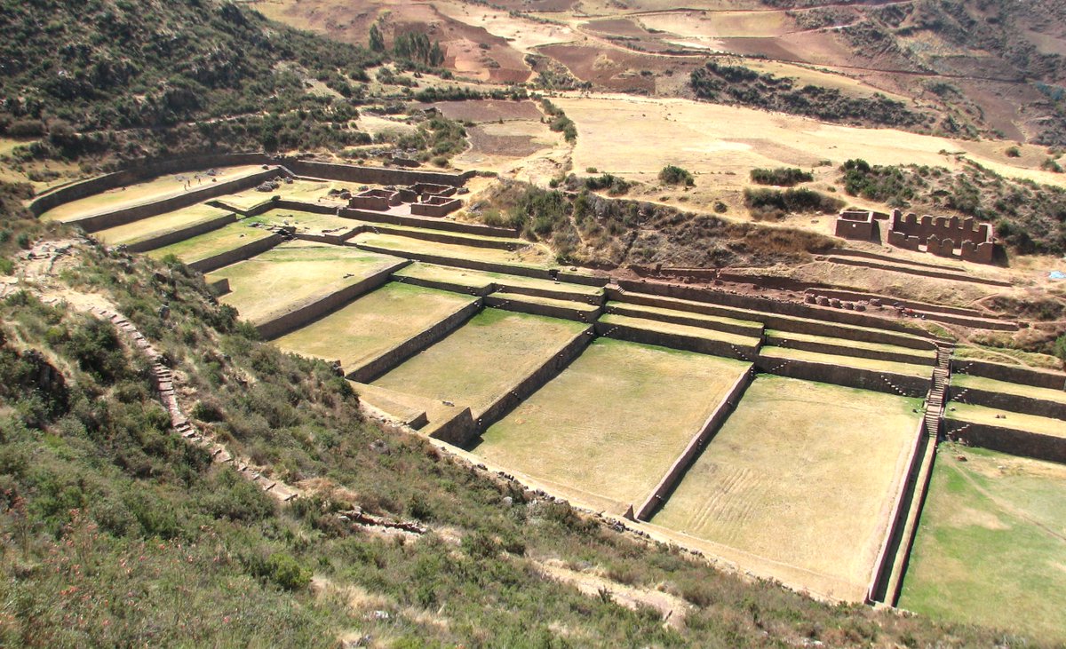 cuscojourneys's tweet image. Exploring Tipon, an incredible Inca site known for its stunning terraces and advanced water systems. 
More Info: bit.ly/3VDmeKf
#cuscojourneys #Tipon #IncaRuins #AncientEngineering #IncaHistory #PeruExploration #IncaSites #PeruTravel #MachuPicchu #IncaRuins #Peru #Travel