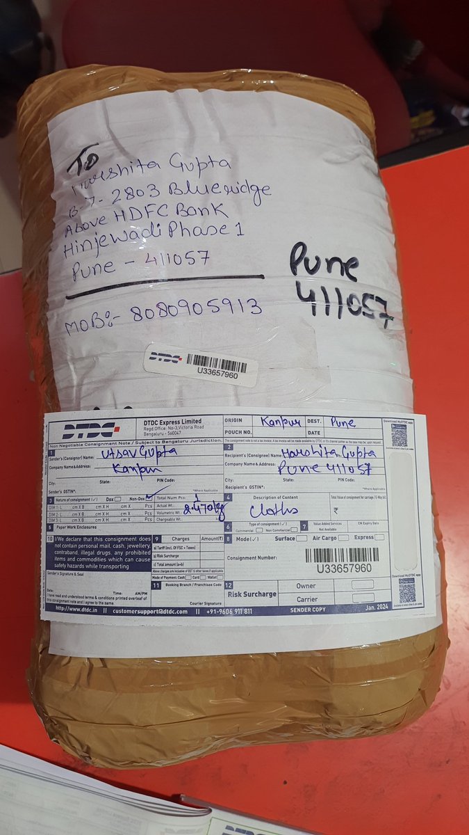 AviralVaish's tweet photo. @DTDCIndia such a lier company shipment reached pune but still not send for delivery you this company is fraud I need delivery today at any cost 
Awb no U33657960 https://t.co/YTTeyGBzrw