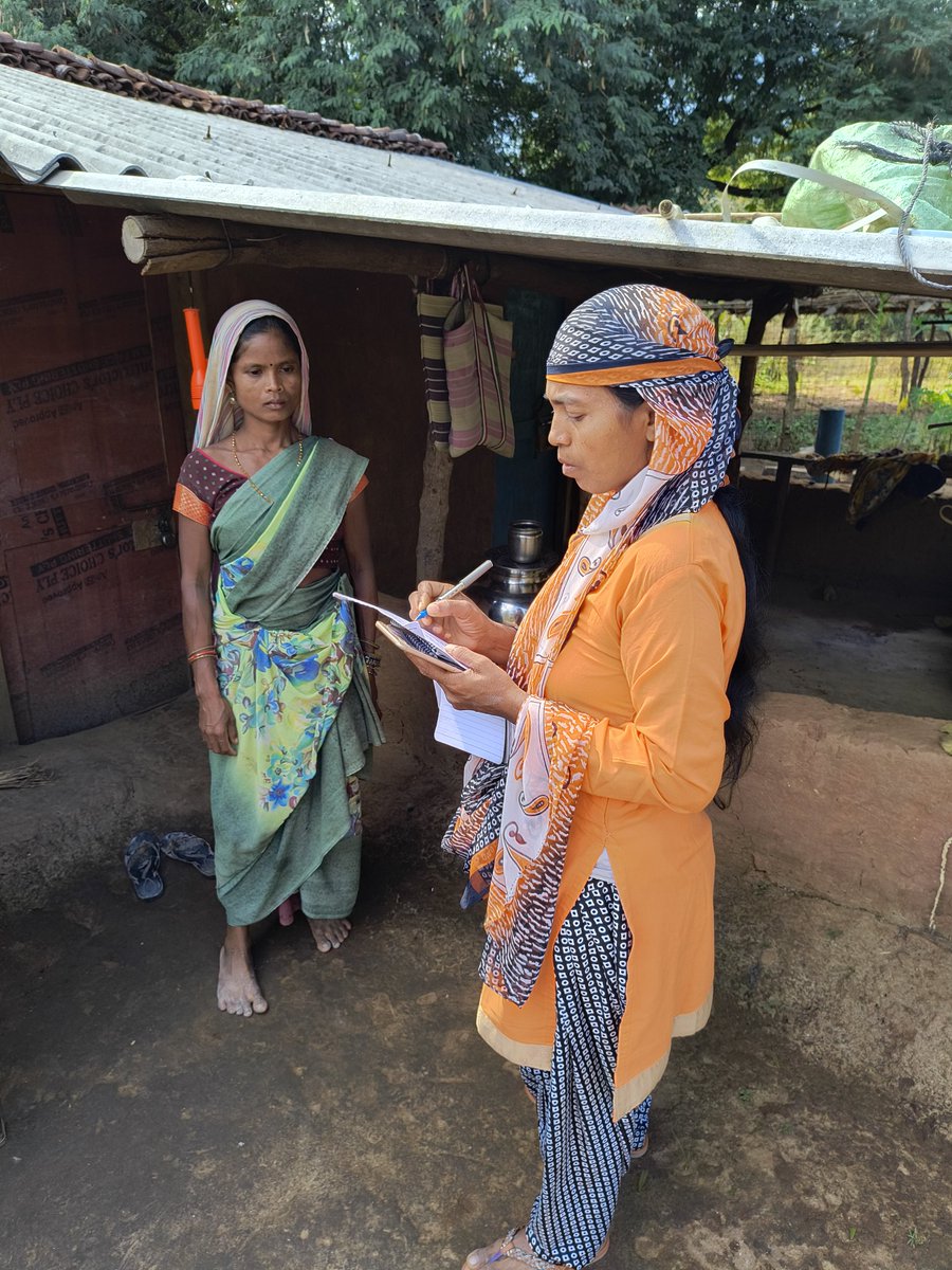 Suresh Kumar Anant (@sureshanant022) on Twitter photo जिला प्रशासन दंतेवाड़ा के मार्गदर्शन में #WASH कार्यक्रमअंतर्गत <a href="/UNICEFIndia/">UNICEF India</a> (ACE)के द्वारा नियद नेल्लानार ग्रामों में शौचालय निर्माण एवं स्वच्छता पर प्रशिक्षण,PRAजागरूकता एवं अन्य गतिविधियों से ला रहे ग्रामीणों के व्यवहार में परिवर्तन।
#NiyadNellanaar
<a href="/sweta247/">Sweta Patnaik</a>
<a href="/MayankChtrvdi/">Mayank Chaturvedi</a> जिला प्रशासन दंतेवाड़ा के मार्गदर्शन में #WASH कार्यक्रमअंतर्गत <a href="/UNICEFIndia/">UNICEF India</a> (ACE)के द्वारा नियद नेल्लानार ग्रामों में शौचालय निर्माण एवं स्वच्छता पर प्रशिक्षण,PRAजागरूकता एवं अन्य गतिविधियों से ला रहे ग्रामीणों के व्यवहार में परिवर्तन।
#NiyadNellanaar
<a href="/sweta247/">Sweta Patnaik</a>
<a href="/MayankChtrvdi/">Mayank Chaturvedi</a>
