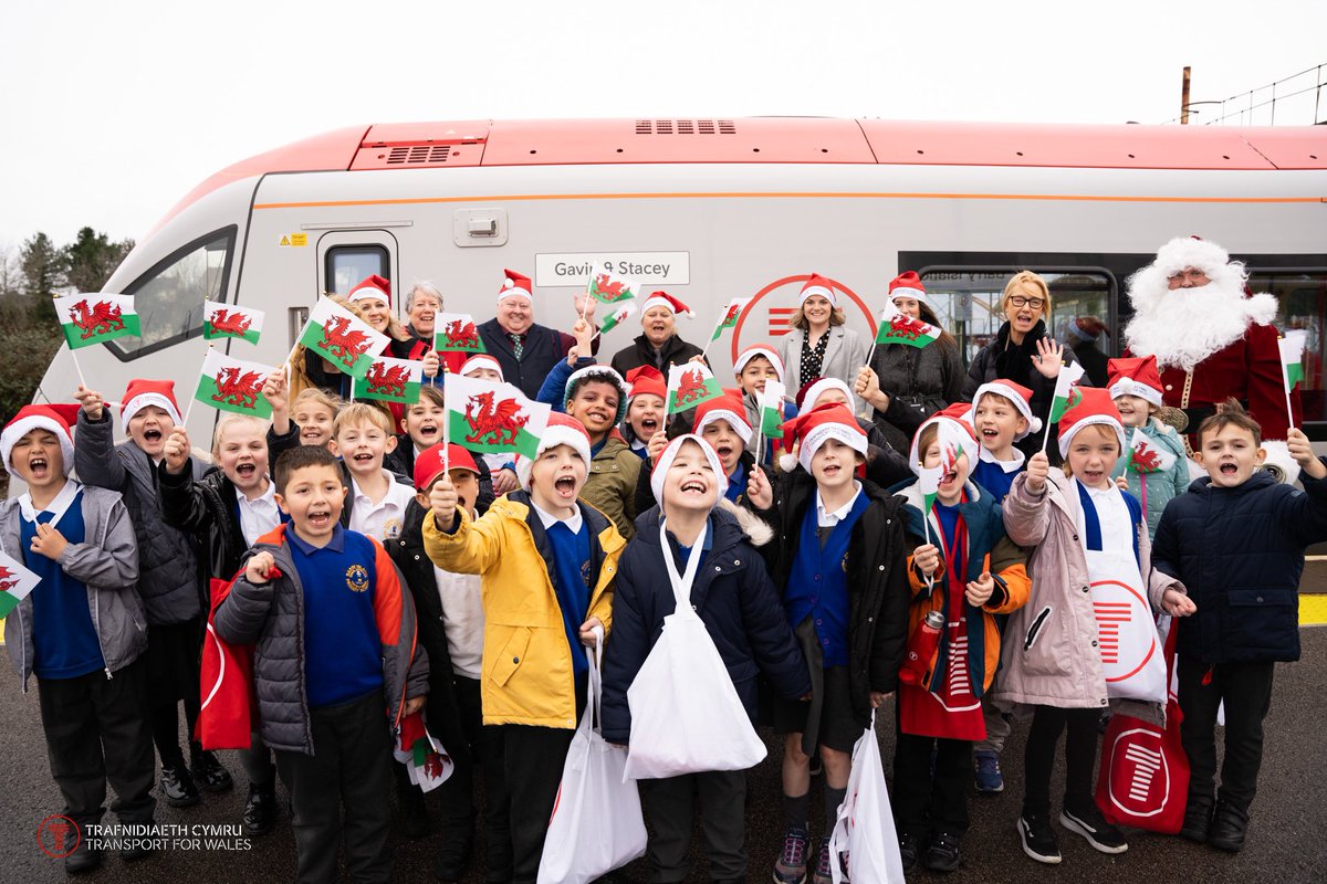 Trafnidiaeth Cymru / Transport for Wales tweet media