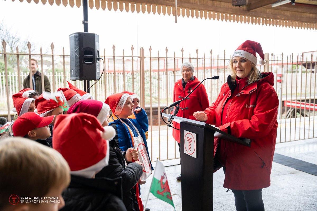 Trafnidiaeth Cymru / Transport for Wales tweet media