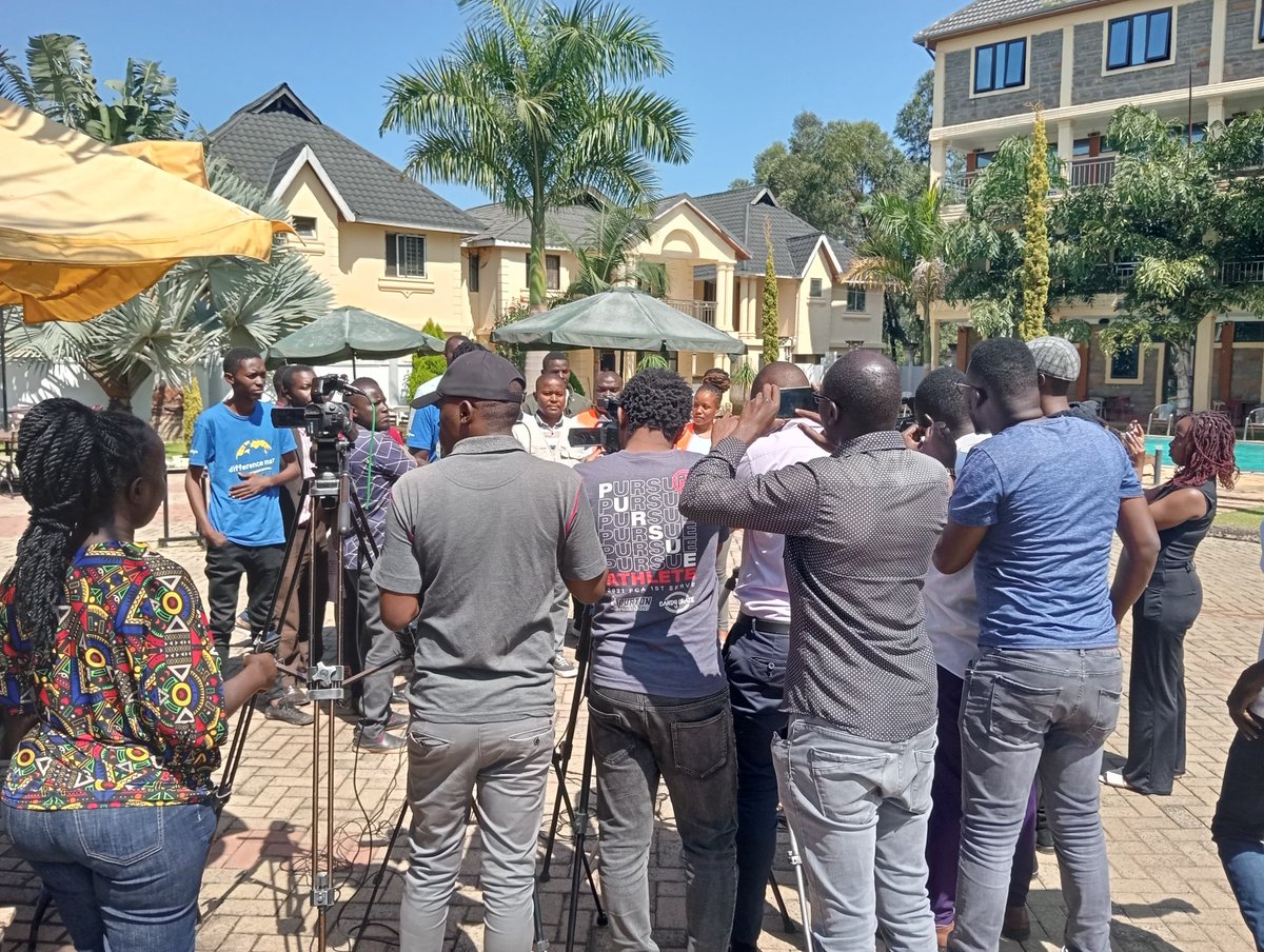 Making FGM a thing of the past is a promise we owe to ensure effective reforms as well as accelerated grassroot efforts. In Kuria -Migori, CSOs had a press conference on call for action to stop the ongoing massive cut in the region
 #StopKuriaMassFGM  <a href="/TunawezaEmpower/">Tunaweza Empowerment Organization.</a>
@GMCEndFGM