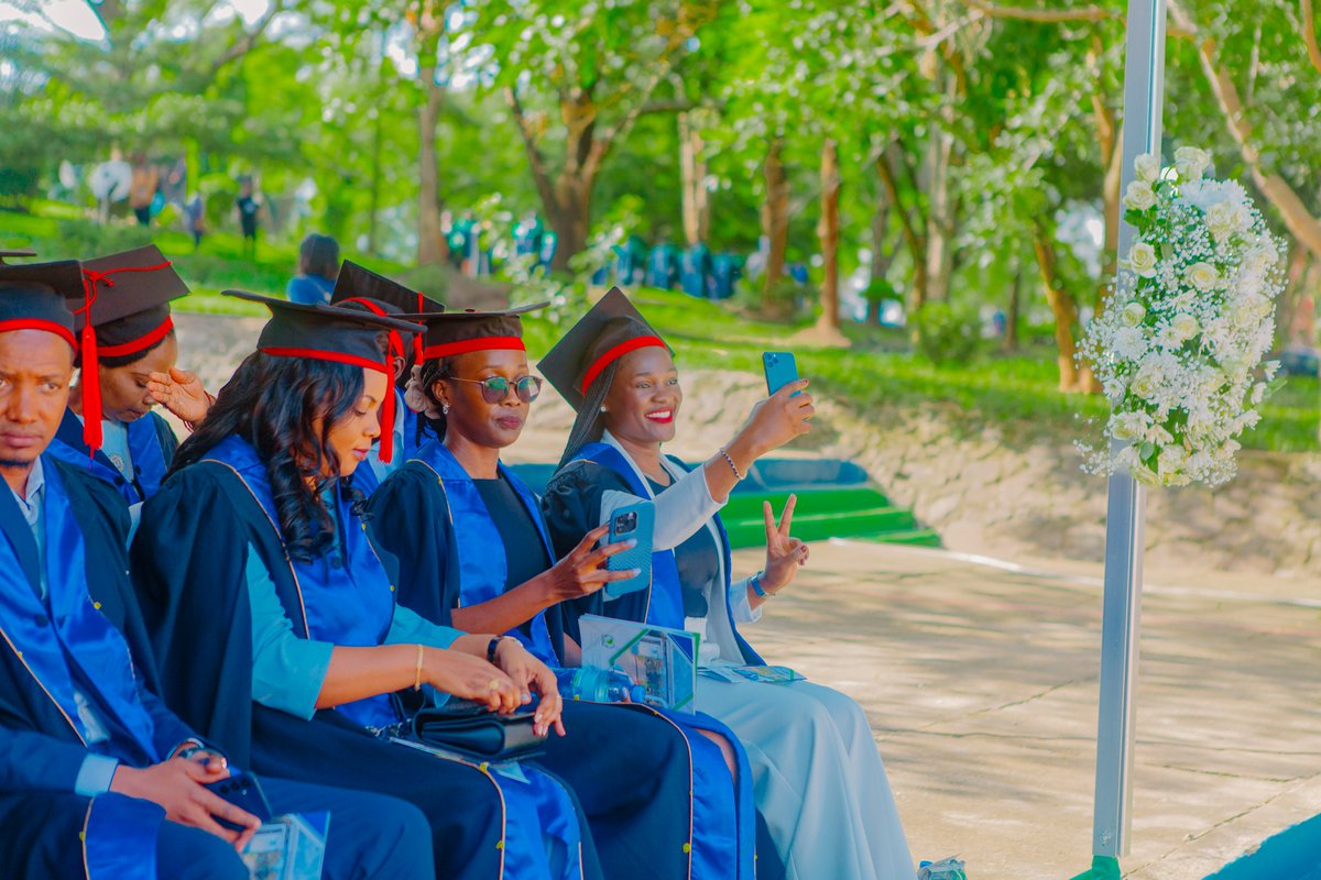 esami_trapca's tweet photo. #ThrowbackThursday to the remarkable moments of our #2024GraduationDay on Saturday, 30th November 2024! A celebration of hard work, determination, and academic excellence. 🌟👏 

Congratulations to all graduates - your journey of impact has just begun! 🚀

#ESAMITrapca #TRAPCA https://t.co/RKqJIBPEx3