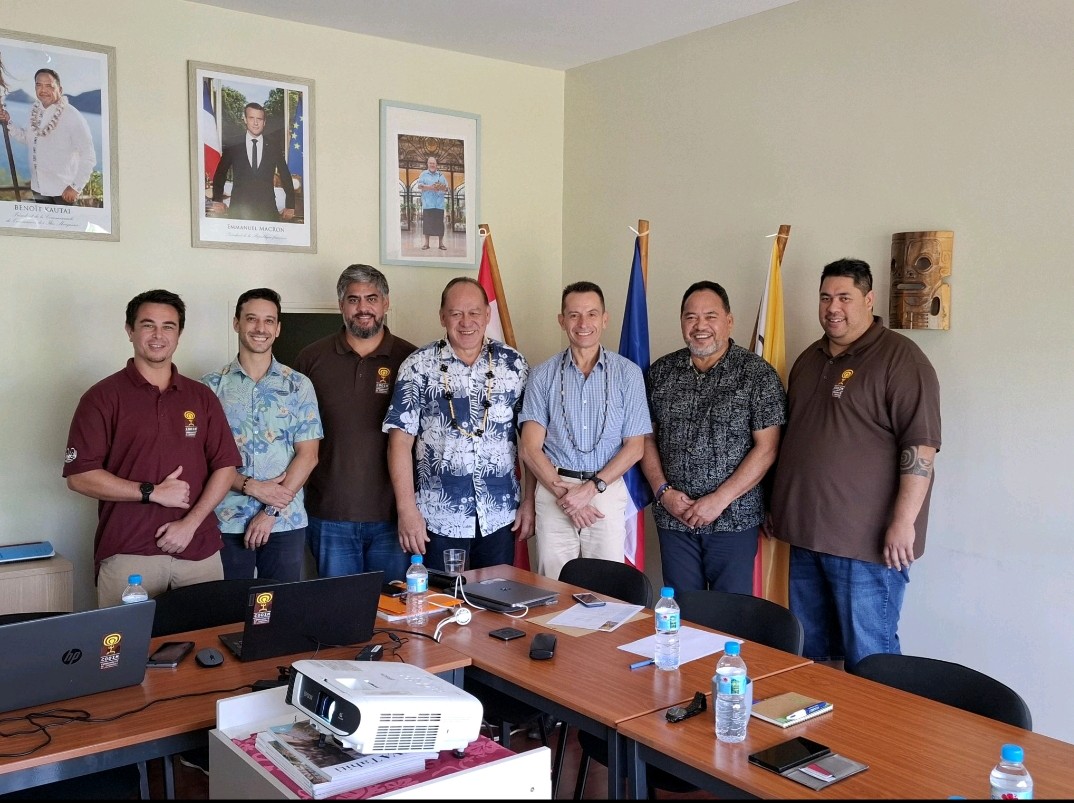 Séance de travail avec la Communauté de communes des #IlesMarquises. La <a href="/BanqueDesTerr/">Banque des Territoires</a> accompagne le projet de construction d'un nouveau siège à forte ambition environnementale qui refléterait la culture ancestrale de l'archipel.
<a href="/BenSafiJoris/">Joris Ben Safi</a> #TransitionEnergetique