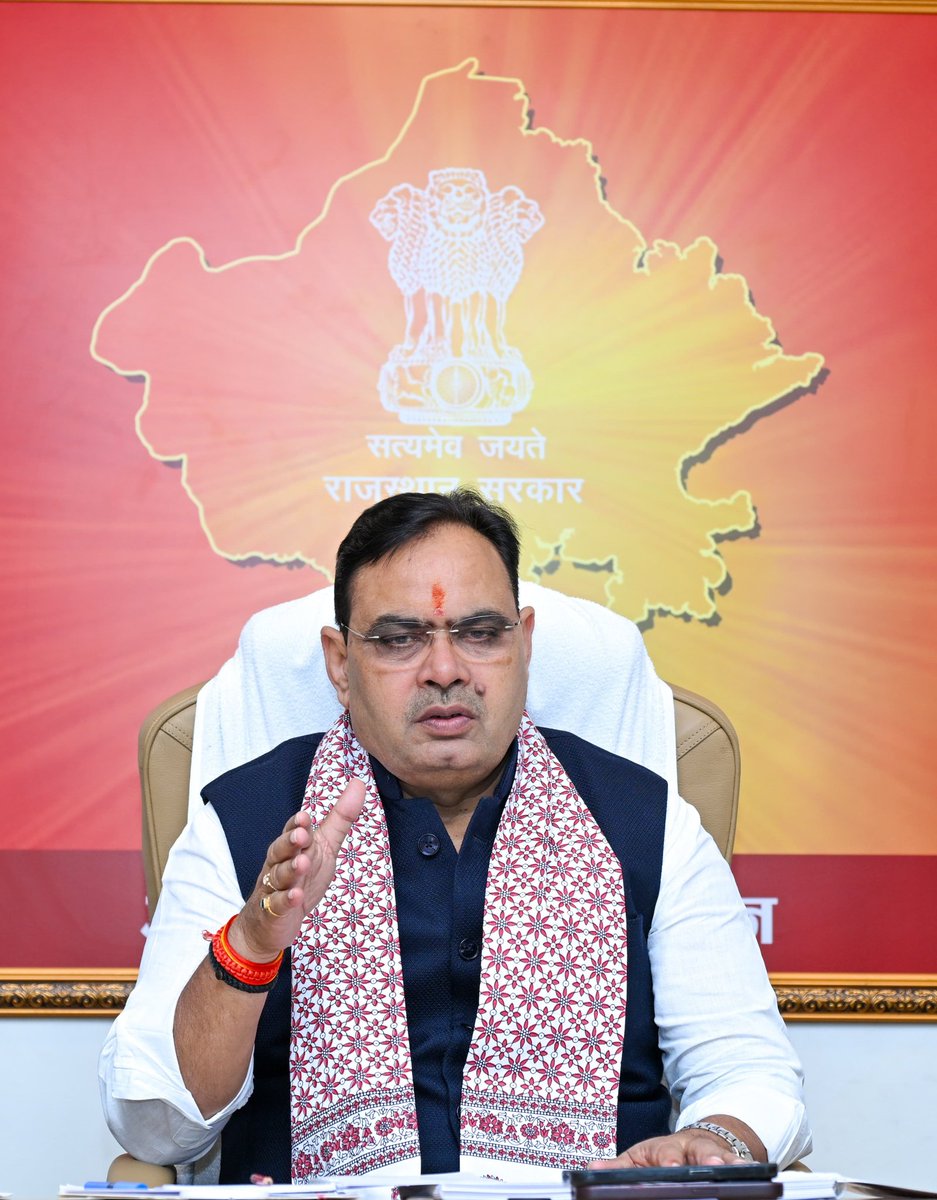 📍बिजली कर्मचारी को ना सर पे ताज चाहिए, ना दुनिया पर राज चाहिए।
बस इतनी सी मांग है हमें हमारे माता-पिता की सेवा करने के अवसर  मिल सके माननीय मुख्यमंत्री श्री  <a href="/BhajanlalBjp/">Bhajanlal Sharma</a> जी से बिजली कर्मचारियों की #इंटर डिस्कॉम मांग चाहिए! #इंटरडिस्कॉममांग
<a href="/hlnagar/">Heeralal Nagar</a> <a href="/RajCMO/">CMO Rajasthan</a> <a href="/DrKirodilalBJP/">Dr. Kirodi Lal Meena</a>