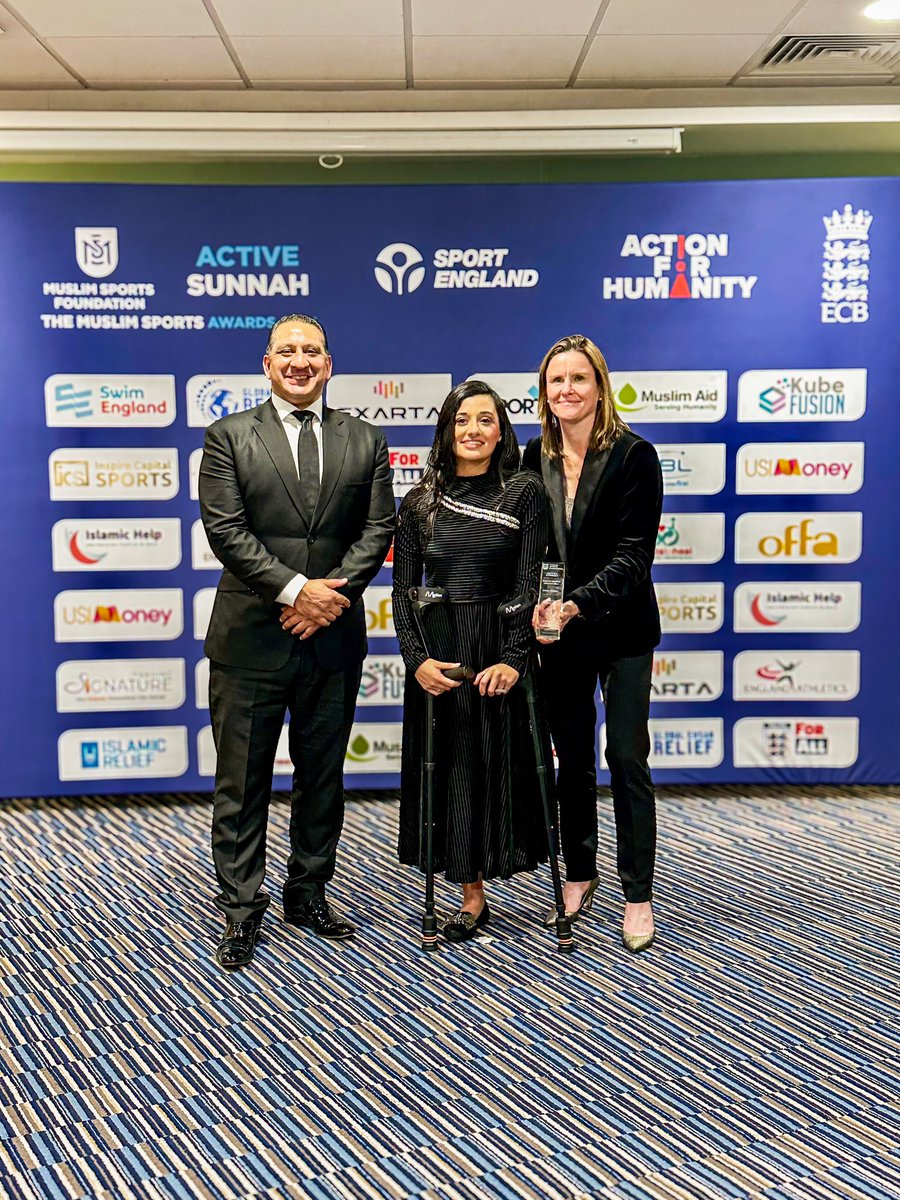 dima_aktaa's tweet photo. Alhamdulillah, honored to win the Muslim Sports Award 2024 in Disability Sports! 🏆 This achievement is proof that ambition has no limits and perseverance overcomes all. Grateful to everyone who believed in me—this is for all who dream and defy the odds. ❤️ #NeverGiveUp #MSA2024 https://t.co/WQyeaxCJxz