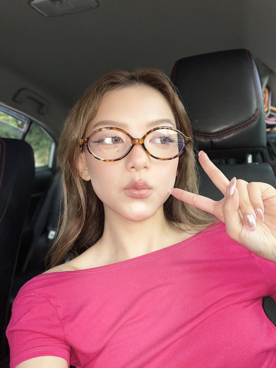 warevibes's tweet photo. ￼￼￼ ￼￼￼ ￼￼￼🤓 #warevibes https://t.co/B4VMNlz4TE
