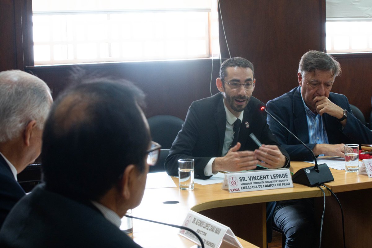 Ayer tuvimos la oportunidad de dialogar con el Rector, el Vicerrector de investigación y decanos de la <a href="/UNIoficial/">UNI</a> sobre las posibilidades de cooperación científica en el marco del programa ECOS Nord. Gracias por acogernos !