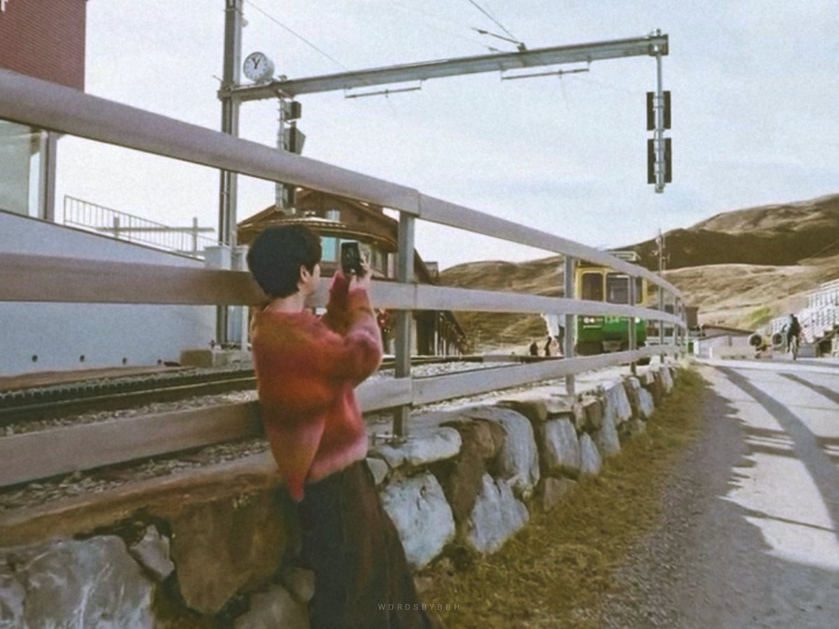 wordsbybbh's tweet photo. a trip with baekhyun in switzerland ♡ https://t.co/9qd3Icriiv
