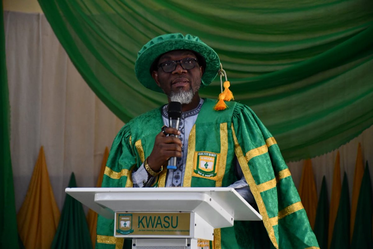 KwasuOfficial's tweet image. 61 KWASU graduates induced into the Medical Laboratory Science Council of Nigeria MLSCN on Wednesday, December 4, 2024.

The Registrar of the Council, Professor Tosan Erabor, conducted the oath-taking and induction ceremony. 

#KWASU
#MLS
#MLSCN
#induction