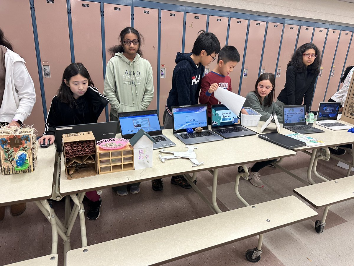 Amanda Rose tweet media