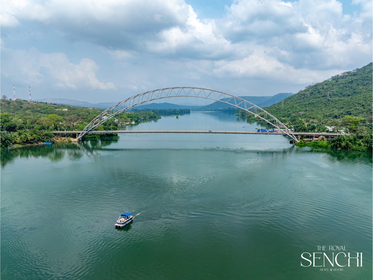 Create beautiful memories with us on the Volta River that flows on the banks of our luxury hotel and resort.
