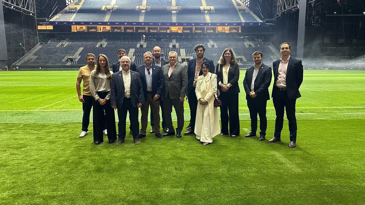 Our trip to Riyadh is making headlines! 📰💜

Vindico was named as part of @BizTradeGovUK’s trade mission to <a href="/WFSummit/">World Football Summit</a> ⚽️🇸🇦

And it’s helping us put our #Welsh-made and developed venue #technology on the map 📲🌎

Read all about it at <a href="/WalesBusiness/">Business News Wales</a> &gt;&gt; businessnewswales.com/welsh-tech-fir…