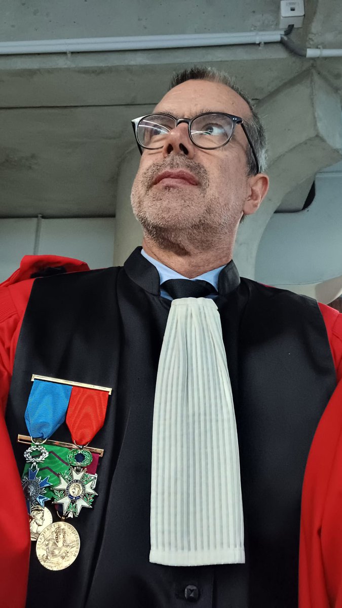 Procureur93's tweet image. 🔷⚖️ | Le 4 décembre 2024, 45 agents de l’administration pénitentiaire ont prêté #serment au TJ de Bobigny.  Un acte solennel marqué par une nouvelle formule de serment (art. R122-9 du code pénitentiaire) rappelant les principes de la #République et le respect des #droits.