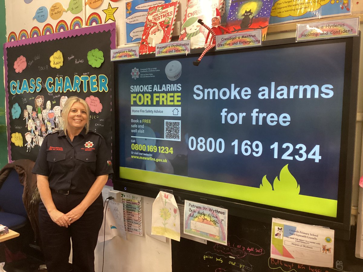 Pupils learned all about fire safety today. Thank you to <a href="/mawwfire/">Tân CGC / MAWW Fire</a> #cryp5 #crypWellbeing