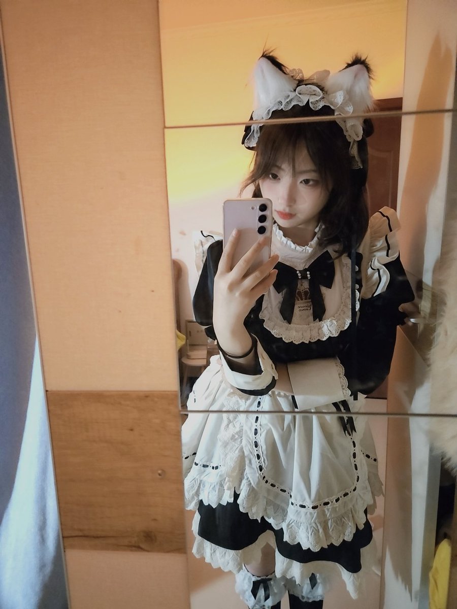 OohSeesee_'s tweet photo. https://t.co/GZZjX9n94d