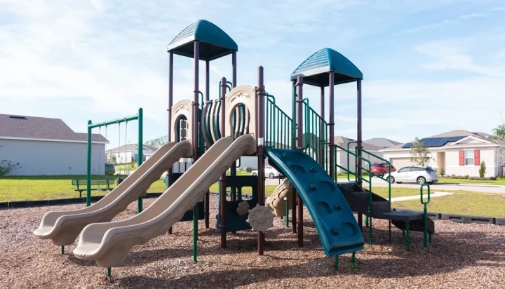 ProPlaygrounds's tweet image. Happy Thursday!  We installed the Ditch Plains playground system, a one-bay single post swing, three benches, a trash receptacle, and a bike rack. With 70 cubic yards of engineered wood fiber, a half ramp, and 50 twelve-inch borders, creating a complete and safe play area.