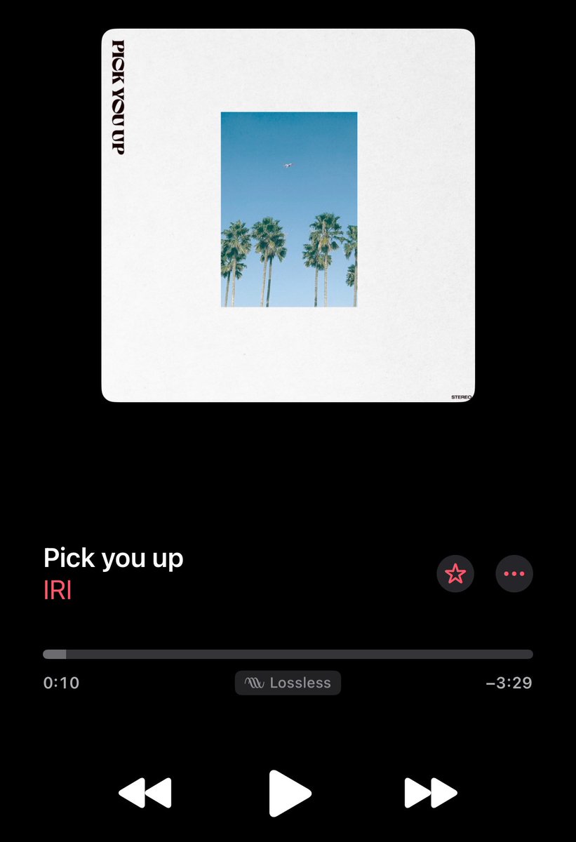 DandyG33's tweet photo. 今日の推し曲はIRIの『Pick you up』!爽やかなメロディと彼女の独特な歌声が最高の組み合わせで、聴くだけで心が癒される一曲。ドライブやチルタイムのお供にぴったり✨ 夏の青空とヤシの木を感じさせるこのジャケットもまたお洒落! #IRI #PickYouUp #今日の一曲 #音楽好きな人と繋がりたい #チルミュージック