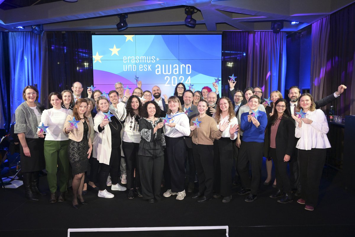 Herausragende Projekte und neue Programmbotschafter:innen von Erasmus+ und Europäischem Solidaritätskorps wurden in Wien ausgezeichnet – ein starkes Zeichen für internationale Zusammenarbeit und europäische Werte. #ErasmusPlus #ESK #Europa 
presse.oead.at
©APA