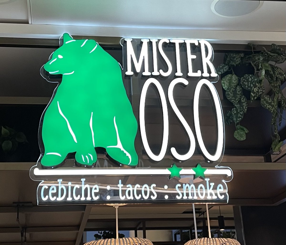 PappaBearGaming's tweet photo. Denver just went up on the Bear Coolness scale! https://t.co/UNdXfnLSAX