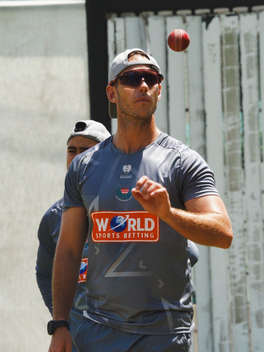 WP_Blitz's tweet photo. ⚡️Hard work mode ⚡️👌🔥💙

#westernprovince #WSBNewlands #WSBWP🧡 #BoysInBlue💙#WPCricket #4DaySeries https://t.co/UQX0PINPCp