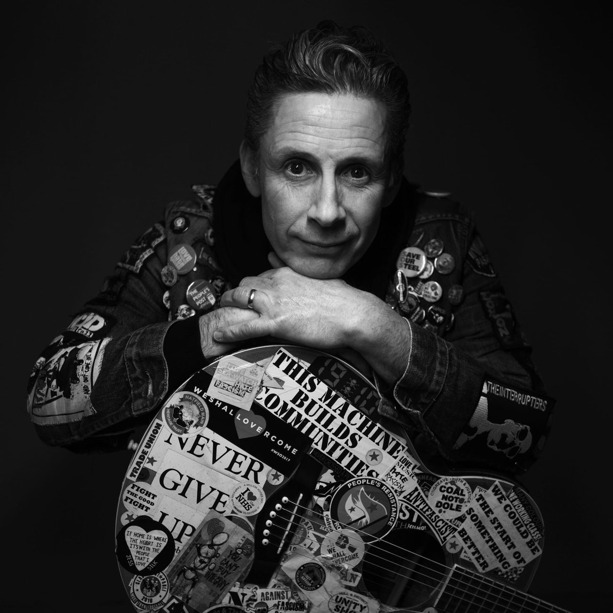 Aldora Britain Records (@theabrecords) on Twitter photo Folk punk, neo-psychedelia, instrumental rock, dream pop, baroque tones, and so much more! All available in Issue 234 of the ABR e-zine!
Bit.ly/aldorabritainr…
<a href="/joesolomusic/">Joe Solo ✊❤️👊</a> <a href="/thesinglehelix/">Armando Pérez</a> <a href="/Guitarsaloon/">Heinz Rebellius</a> <a href="/kliniklabel/">Klinik Label</a> <a href="/RichardHawley/">richardhawley</a> <a href="/thejohnsmith/">John Smith</a> <a href="/demontforthall/">De Montfort Hall</a> + more!
#AB234 Folk punk, neo-psychedelia, instrumental rock, dream pop, baroque tones, and so much more! All available in Issue 234 of the ABR e-zine!
Bit.ly/aldorabritainr…
<a href="/joesolomusic/">Joe Solo ✊❤️👊</a> <a href="/thesinglehelix/">Armando Pérez</a> <a href="/Guitarsaloon/">Heinz Rebellius</a> <a href="/kliniklabel/">Klinik Label</a> <a href="/RichardHawley/">richardhawley</a> <a href="/thejohnsmith/">John Smith</a> <a href="/demontforthall/">De Montfort Hall</a> + more!
#AB234