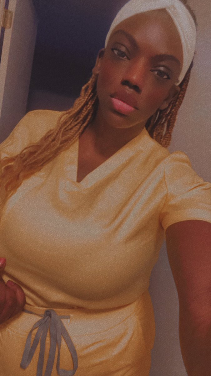 Caribbean317's tweet photo. How do I look in my yellow scrubs?? 🥰💛 https://t.co/6JaFQhtAIr