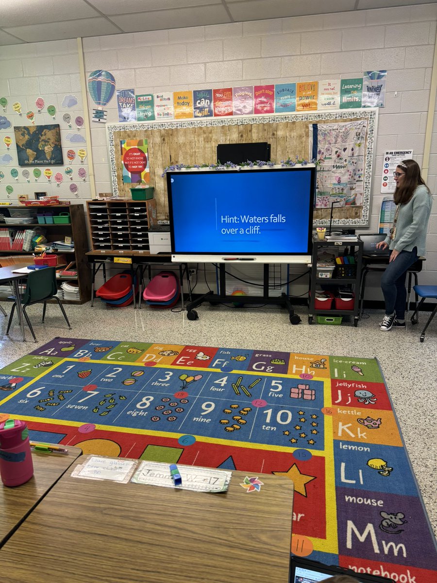 Kelly Mitchell (@ktmitchell1026) on Twitter photo Ms. Matt is the best! She created a <a href="/googleearth/">Google Earth</a> scavenger hunt for her 1st graders to find different landmarks they have learned about around the world! #onslowdlt Ms. Matt is the best! She created a <a href="/googleearth/">Google Earth</a> scavenger hunt for her 1st graders to find different landmarks they have learned about around the world! #onslowdlt