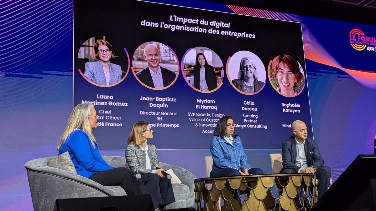 MedinaKone's tweet photo. "L'impact du digital dans l'organisation des entreprises" l'IA, la transfonum s'est accélérée depuis le Covid. 
Unanime  sur le recrutement des ✅profils orientés tech, 
✅dev, 
✅marketing com'
#forumad #forumad2024 #iimparis #ia #ecommerce #marketingdigital #retail #commerce https://t.co/rJ1VTX5ZNw