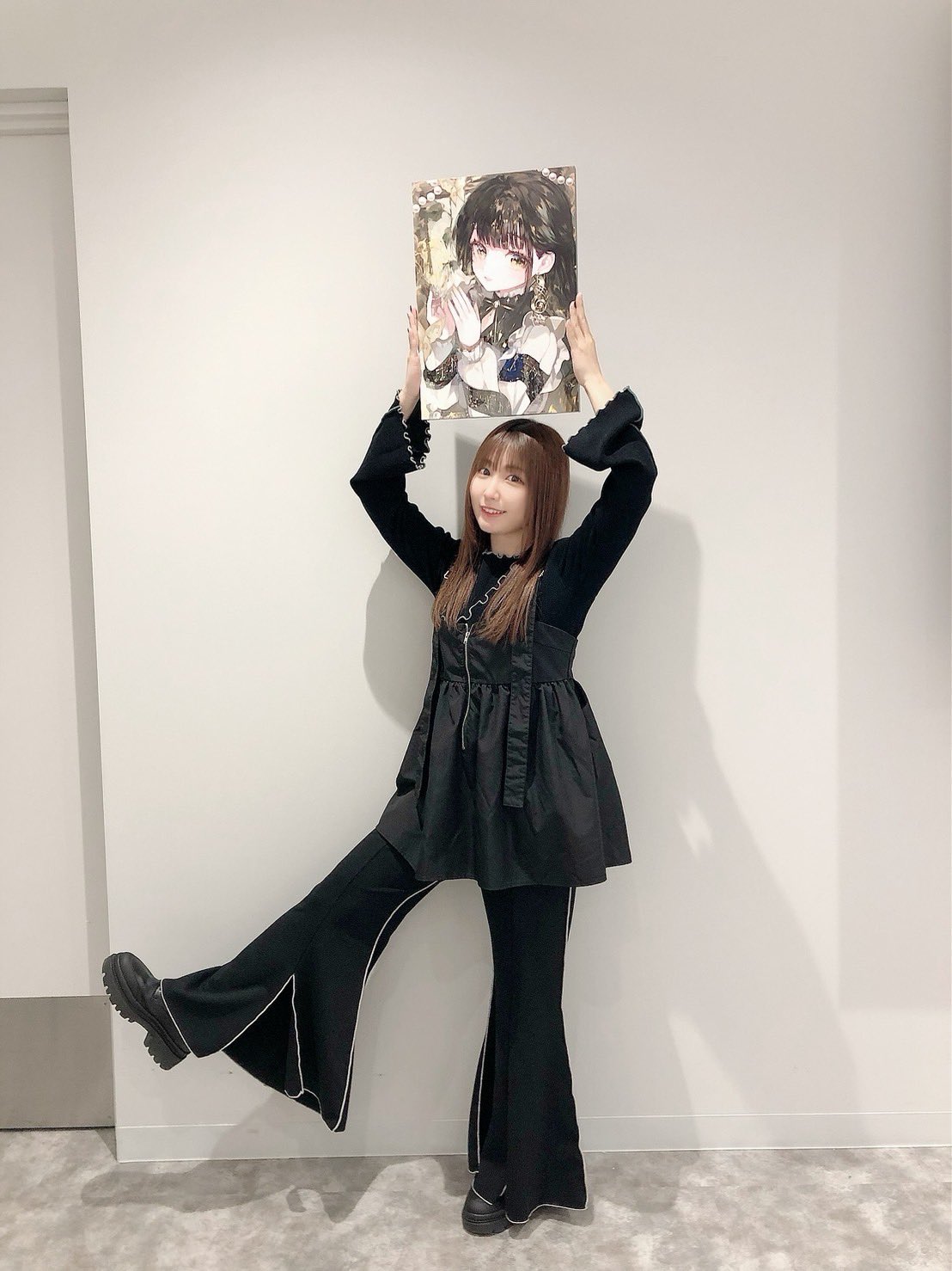 づ*け様 鈴木愛奈　直筆サインA4パネル 2025年最新】鈴木愛奈 サインの人気アイテム - メルカリ