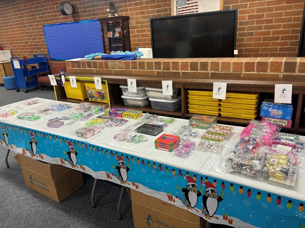 Leesburg Elementary School, VA tweet media