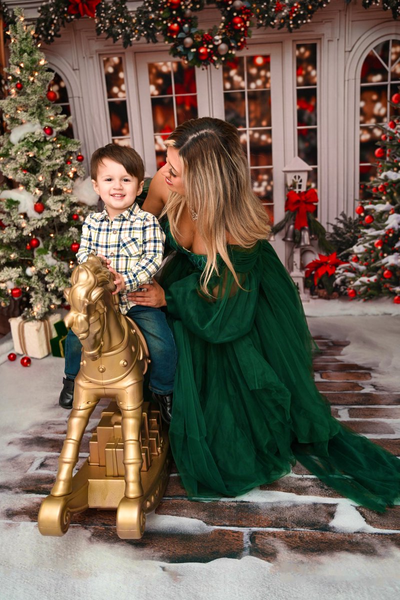 Tracee_doll's tweet photo. Would anyone believe me when I say.. I’m still shocked that I am a mom?! Lol like I wake up and hear my son shout for me in the morning &amp; BOOM. I’m on Mom mode. I love it. I couldn’t see my life without my beautiful baby. I love these moments. 💕🎄 https://t.co/Oe5Wminlxs