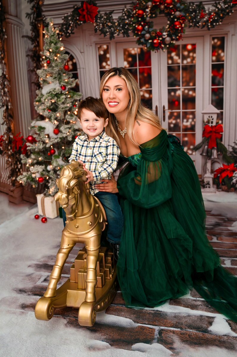 Tracee_doll's tweet photo. Would anyone believe me when I say.. I’m still shocked that I am a mom?! Lol like I wake up and hear my son shout for me in the morning &amp; BOOM. I’m on Mom mode. I love it. I couldn’t see my life without my beautiful baby. I love these moments. 💕🎄 https://t.co/Oe5Wminlxs