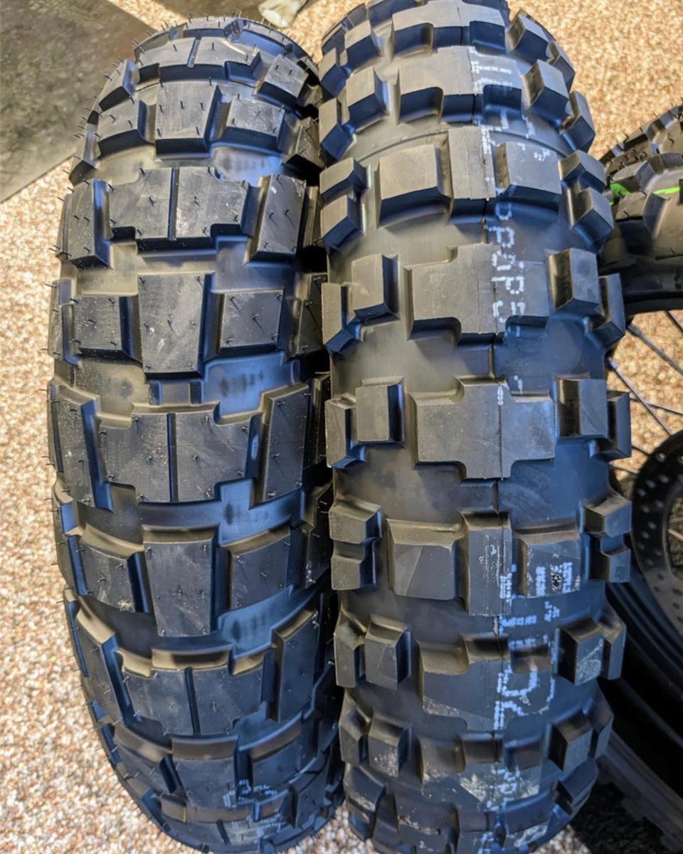 RideDunlop's tweet photo. Trailmax Raid vs D908RR 💪💪
Which one are you taking home?
📸 @jentlflow
#RideDunlop #TrailmaxRaid #D908RR #AdventureBike #MotorcycleTires https://t.co/n9u8nz8OQt