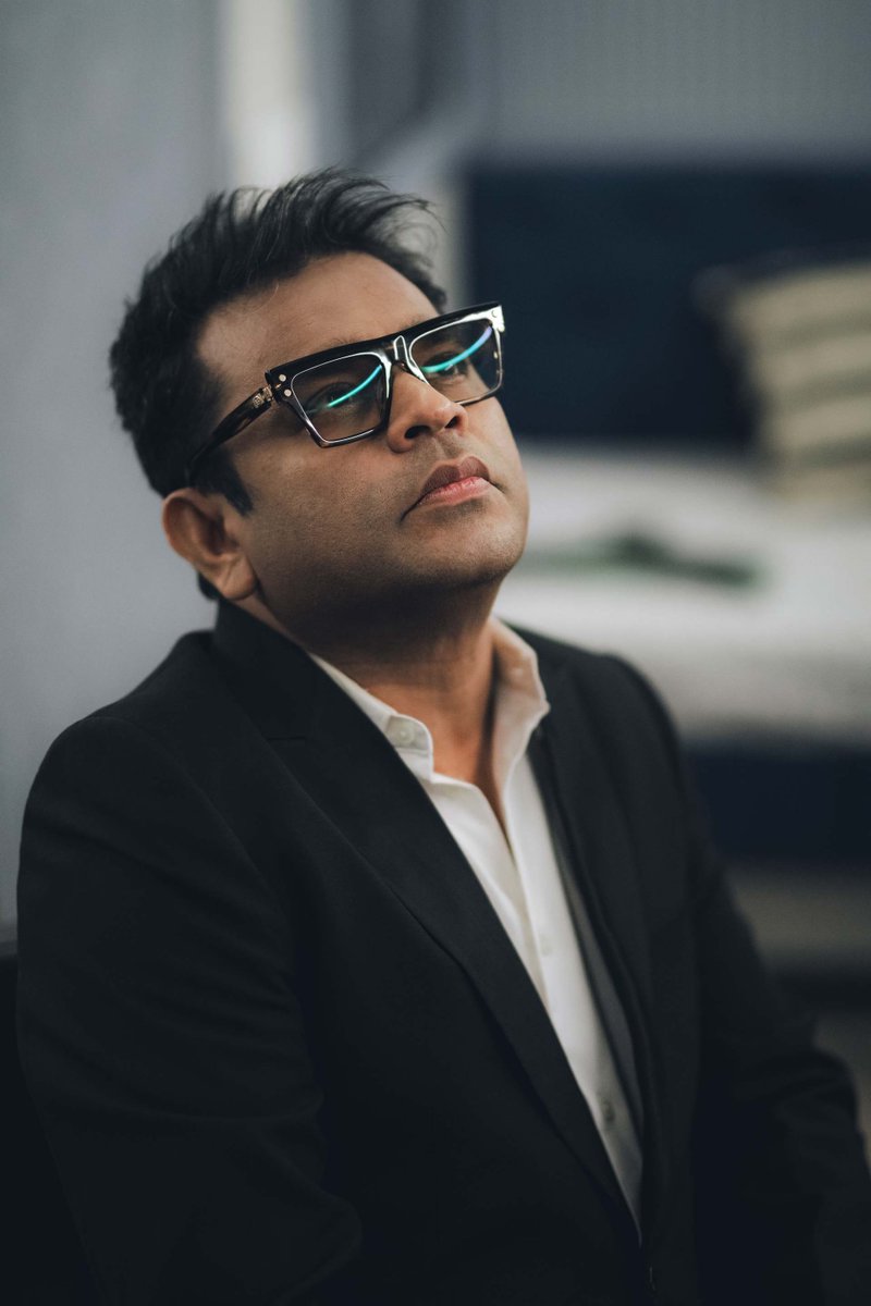 filmsandstuffs's tweet photo. A.R. Rahman is the most-listened-to and most-streamed Tamil film composer this year on Spotify, with over 101 million listeners and 2.9 billion streams.

Meanwhile, Anirudh has 76 million listeners and 2.69 billion streams. https://t.co/O5wux61jiI