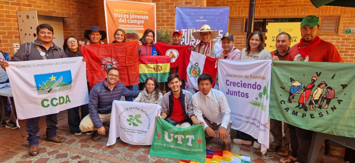 📺 🌱 Sigue la transmisión en vivo del 2° Foro Regional de América Latina y el Caribe “Voces Jóvenes del Campo y sus Derechos en la #UNDROP”. 

👉🏾 youtube.com/live/o60HnJsYb… 

#JuventudesRurales #DerechosALaTierra