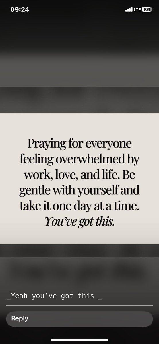 Small_Pinne's tweet image. I’m still gon’ look pretty regardless of whatever final year is throwing at me 🌸