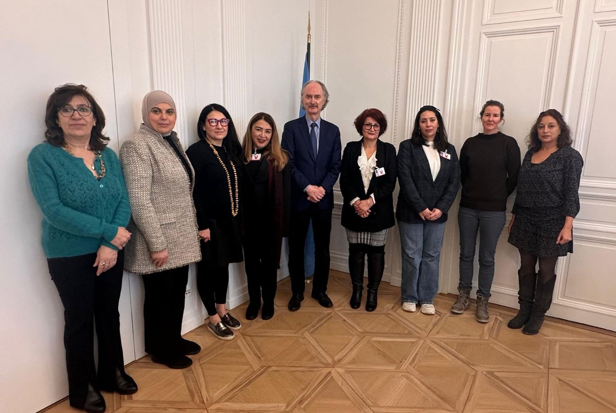 SyriaWPM's tweet photo. On a visit to Geneva to discuss the current developments in #Syria, a delegation from the #SWPM met with Mr.@GeirOPedersen on December 3, 2024. The delegation stressed the need to push towards a comprehensive political process to reach a political solution and sustainable peace. https://t.co/SI6VLFLcMk