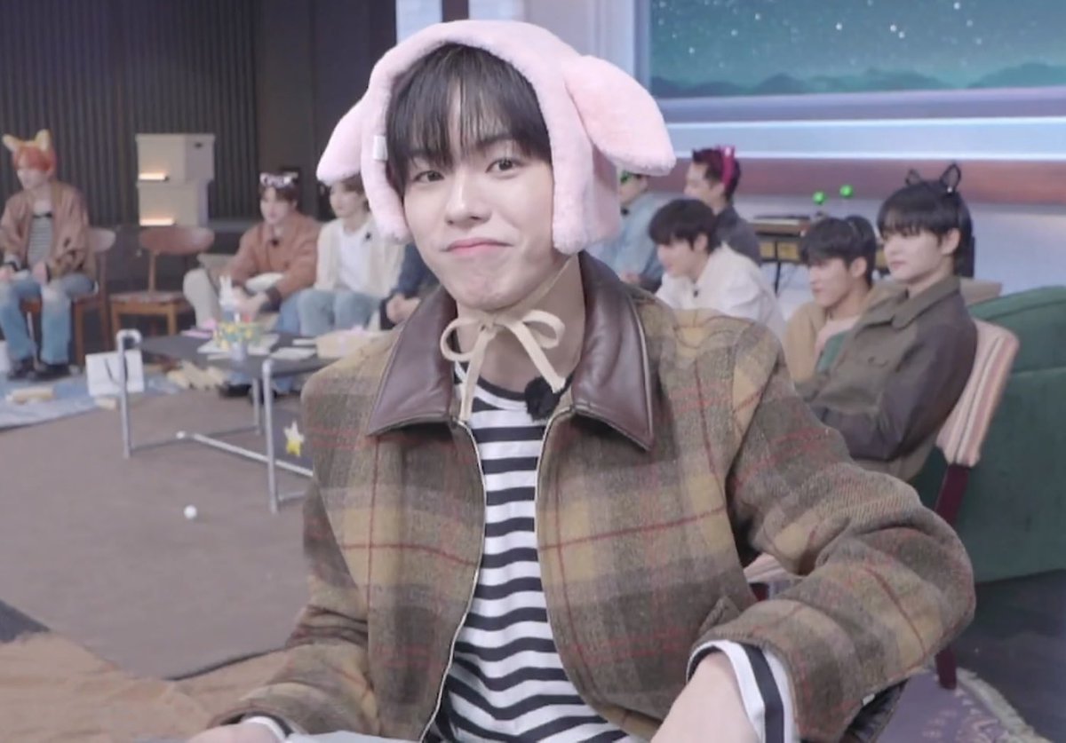 0723__jh's tweet photo. うさぎじぇっじぇかわいい~ᐡ⸝⸝› ·̫ ‹⸝⸝ᐡ https://t.co/Dft3HB4lx8
