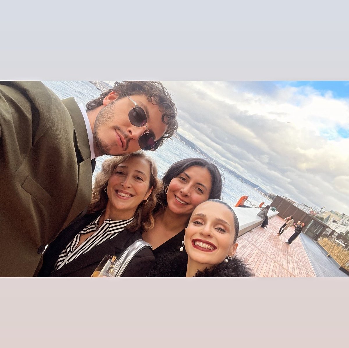 Boran en el evento de lanzamiento de la película de la campaña de Año Nuevo de Sephora ✨️❤️
#BoranKuzum #WeBelongToSomethingBeautiful