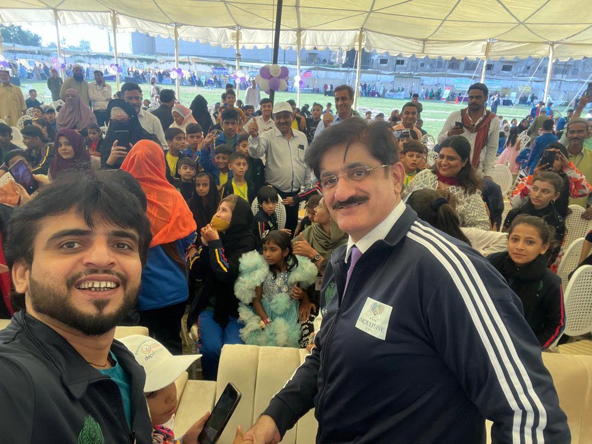 psfmansoor's tweet photo. Along with CM Sindh Syed Murad Ali Shah visited Clifton Park in connection with the International Day of Persons with Disabilities, also participated in an impressive talent show and an exhibition showcasing the creative abilities of special individuals. https://t.co/ubR0jnhgMC