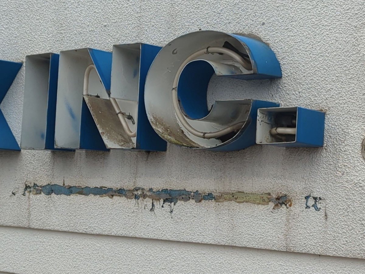 LED_SolutionsCA's tweet image. Just upgraded Apotex Inc.’s signage with durable acrylic faces, vibrant blue trim, and energy-efficient LEDs! A 20-year lifespan, 4-year warranty, and a sleek new look for Canada’s pharmaceutical leader. Let’s transform your signage: ledsolutions.ca #LEDSigns