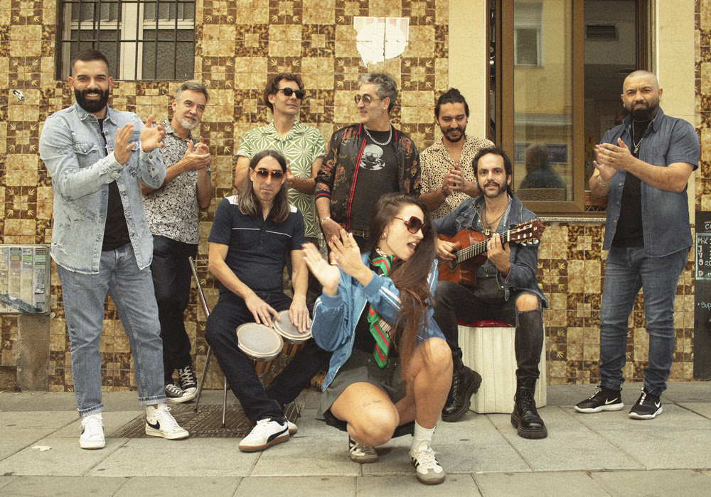 notedetengas's tweet photo. #GipsyPowerBand fusionan rumba, rock, funk e imaginario del cine quinqui en su primer tema propio 'Llora' https://t.co/rMOaR2SjE9 el 13 de diciembre lo defienden en @salavillanos https://t.co/SUgtzCeFch