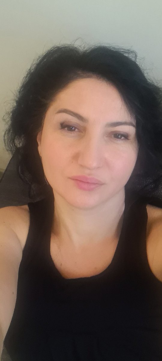 cananscsit's tweet photo. Şimdi kac kilosun simdi kac kilosun kafami dittiniz. 61 im mk gider misiniz başımdan dndnndjdjd https://t.co/Q37N8s7iPo