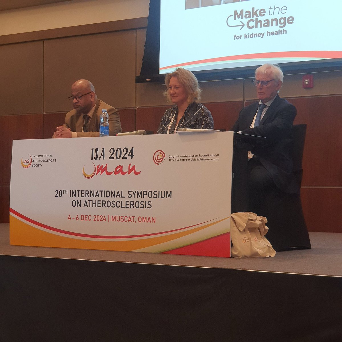 Hasanain90's tweet photo. 🚨Challenges and Opportunities in Cardiometabolic Diseases in a Social Context: Role of Social Media, Ethics, Patient Communities and Educational Programs.
#Chairpersons: 
@magdadaccord, Switzerlan
@John Chapman, France
@MutazAlsabah, Iraq
@atherosociety 
@OslaOman https://t.co/Y9X4or3ZPf