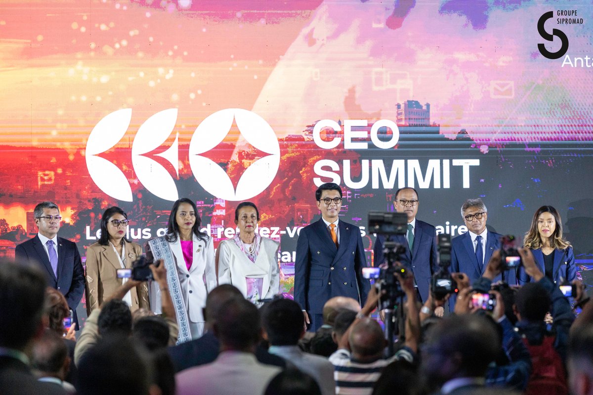 GSipromad's tweet photo. La 1ʳᵉ édition du #CEOSUMMIT s'est tenue ce matin avec les leaders économiques de l'océan Indien. Félicitations au #SyndicatdesIndustriesdeMadagascar &amp; #BECOM pour cet événement porteur de valeurs : innovation, collaboration et développement durable. #CEOSummit2024 #Madagascar https://t.co/GVZXq6AfAV