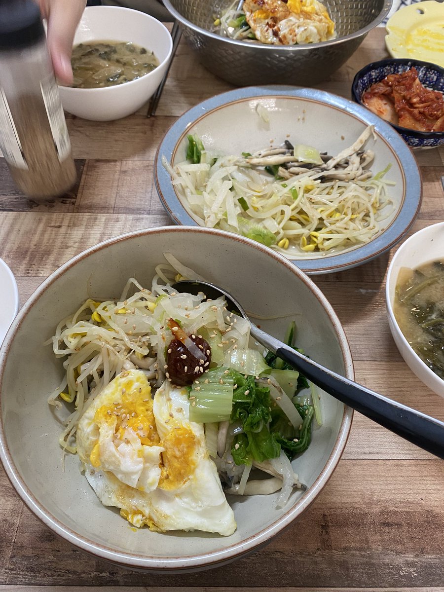 mo441508641's tweet photo. 今のバイト先楽しすぎてほぼ趣味で行ってるようなものなのに給料貰える上に最近では店長のオモニムがお昼ご飯まで作ってくれてあまりにも最高 https://t.co/929yT17HqC