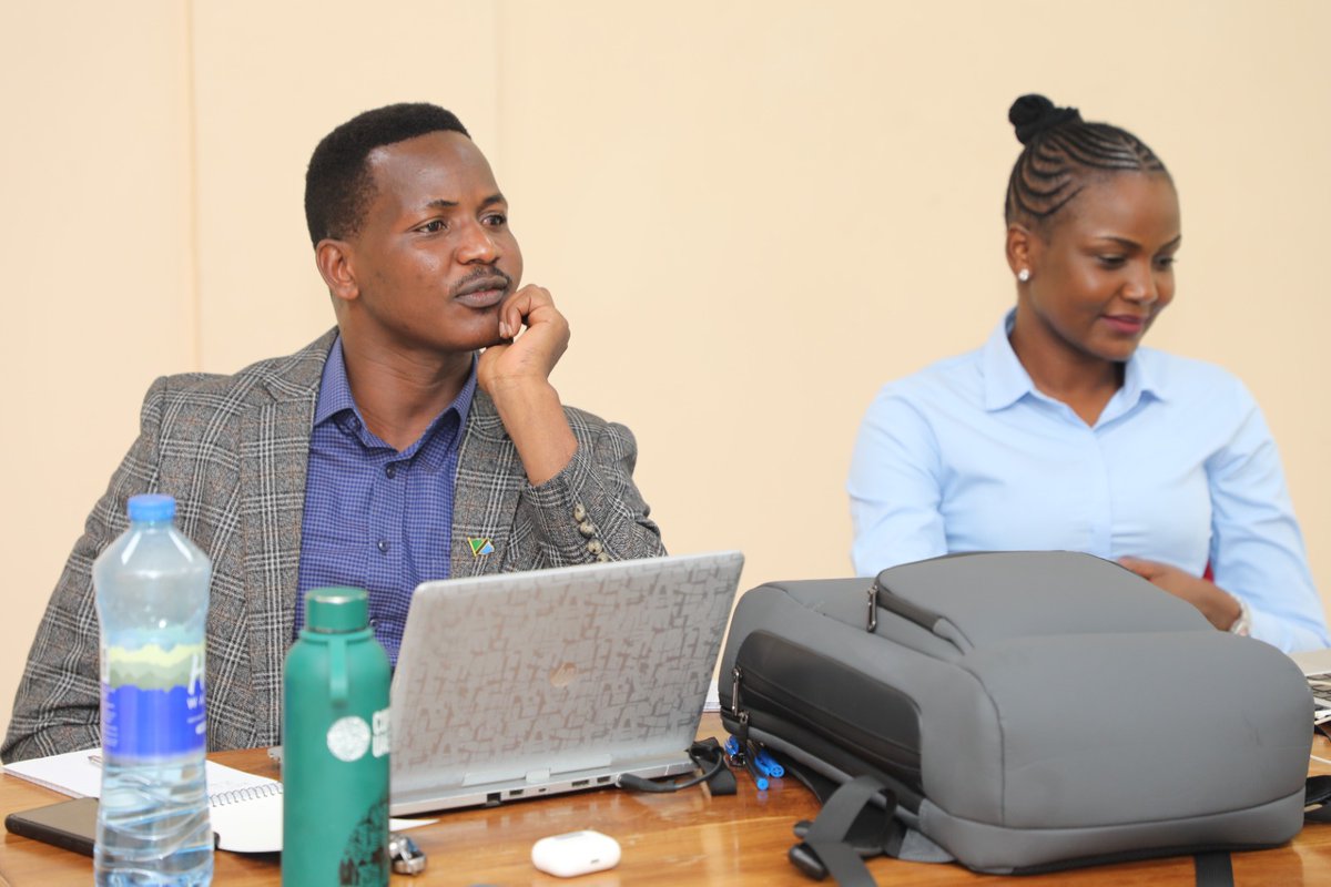 TanganyikaLaw's tweet photo. TLS kwa kushirikiana na Foundation for Civil Society chini ya mradi wa URAI WETU wanahitimisha kikao kazi kilichokuwa kinapitia mfumo wa sheria za kodi zinazogusa AZAKI (CSOs) kwa ajili ya kuandaa mapendekezo ya maboresho ya sheria hizo yatakayowasilishwa kwa Kikosi Kazi Maalum kilichoundwa hivi karibuni na Mheshimiwa Rais, Dkt Samia Suluhu Hassan ili kuwezesha kuweka mazingira wezeshi kwa AZAKI (CSOs) kufanya shughuli zao kwa ufanisi zaidi. Kikao kazi hiki kilichoanza juzi tarehe 3 Desemba, 2024 kimehusisha mawakili na wataalamu wa masuala ya kodi na sheria za kodi wanaotoka katika mtandao wa Haki Kodi (Tax Justice Working Group).